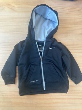 Nike Black & Light Gray Kids Therma-FIT Full-Zip Hoodie